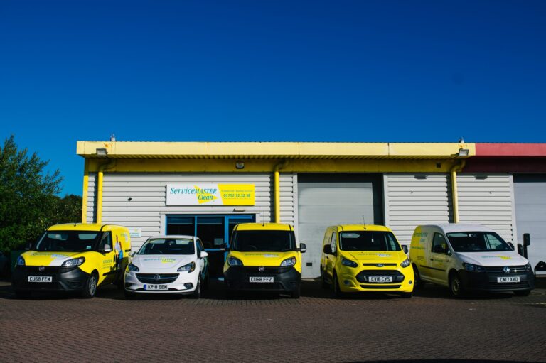 Need a new Commercial Cleaner? Experience the ServiceMaster Difference