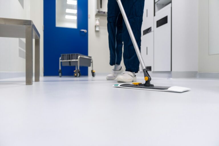 Start the New Year with a Clean Workplace