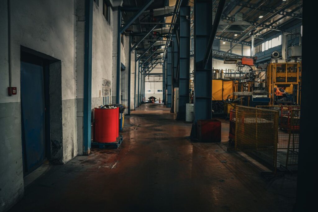 How Specialist Floor Cleaning Ensures Warehouse Safety